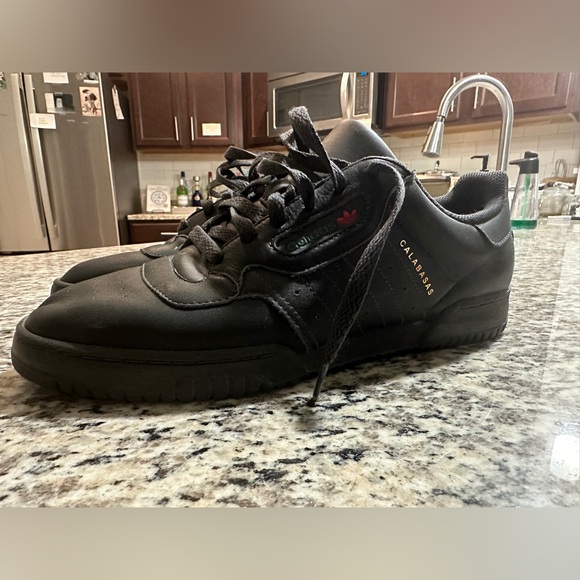 Yeezy Powerphase Calabasas Core Black - Picture 3 of 12